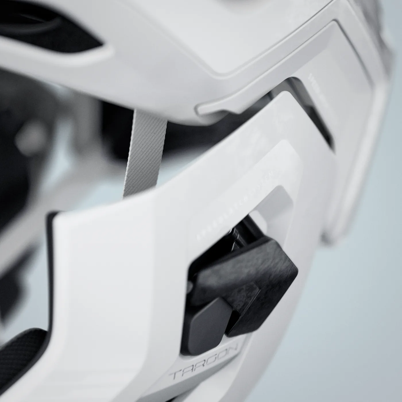 Speed Latch System am Targon